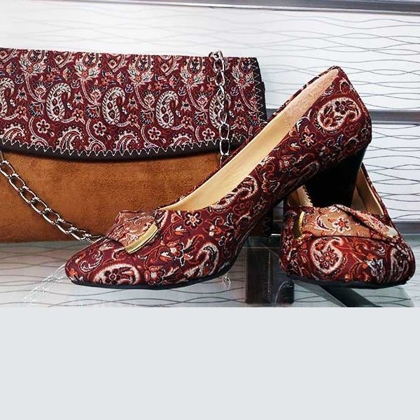کفش ترمه کد 44-8-0 | هنر ترمه بافی در یزد | صنایع دستی ایران