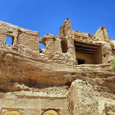 Abadeh Izadkhast Castle | Tourist Attractions in Abadeh Iran