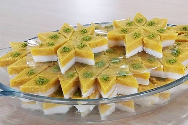Isfahan Lovuez Dessert Souvenirs | What to buy in Isfahan