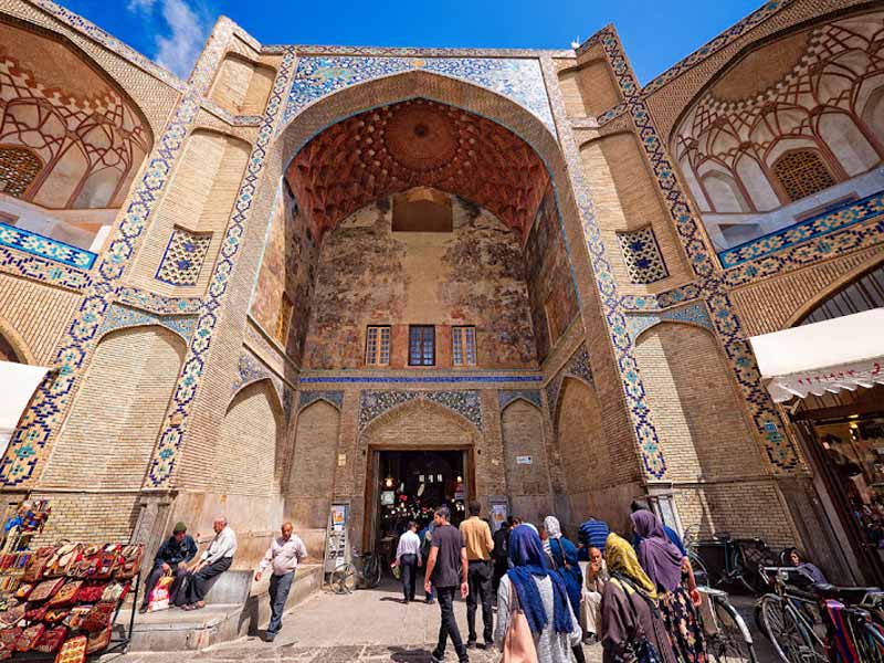 Isfahan Qeysarieh Bazaar | Isfahan Iran Tourist Attractions