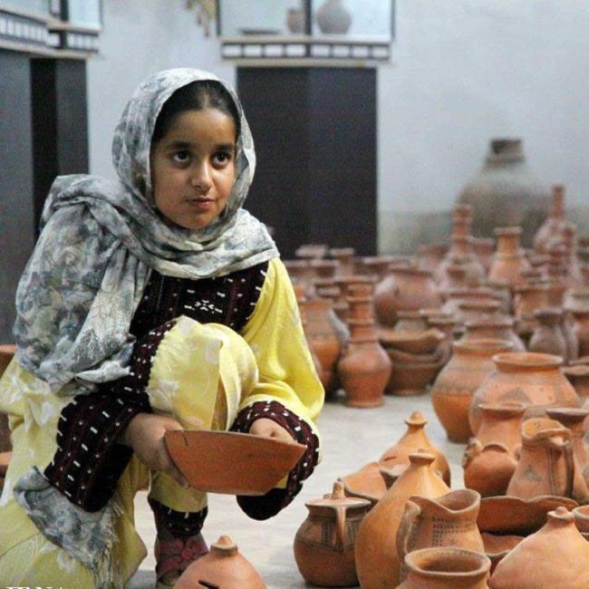 کلپورگان نخستین روستای سفالگری جهان | جاذبه های گردشگری کلپورگان | صنایع دستی ایران