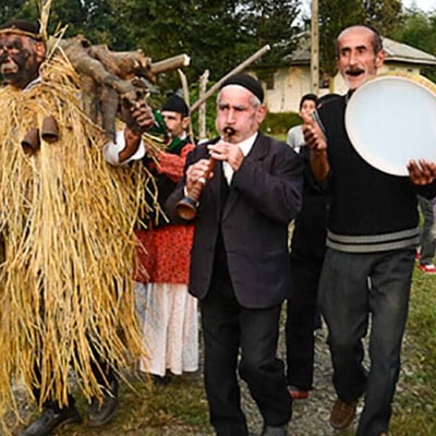 جشن خرمن قاسم‌آبادی | جاذبه گردشگری قاسم‌آباد ایران