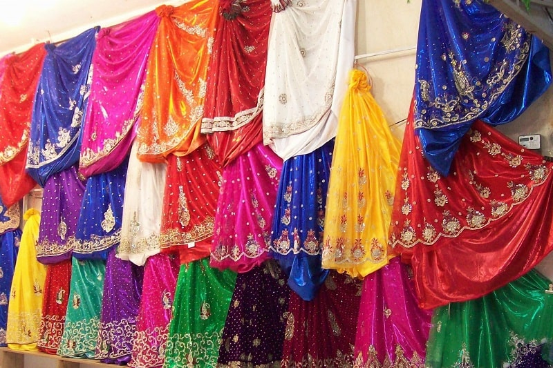 Iranian Colorful Fabrics | What to buy in Shiraz