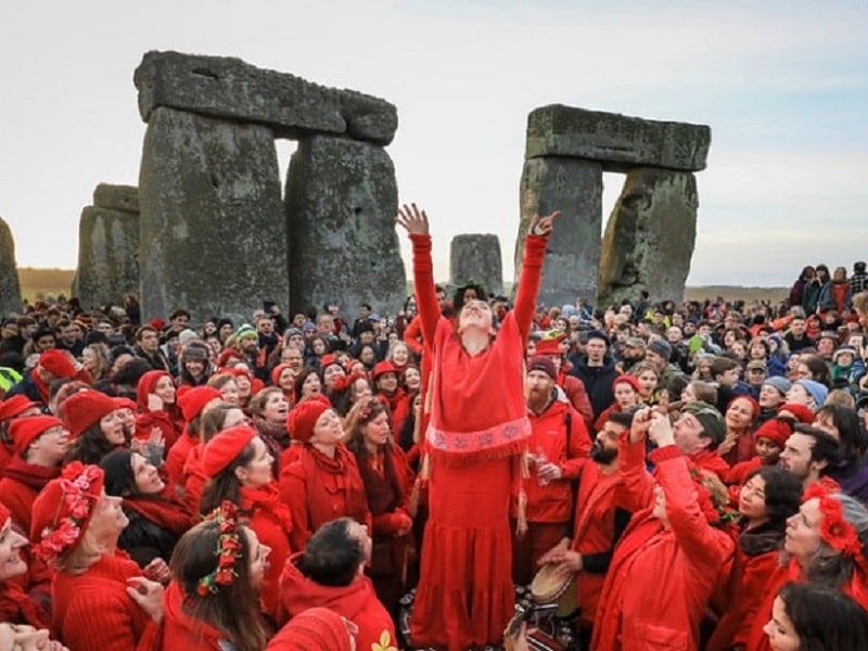 what countries celebrate winter solstice | winter solstice in Stonehenge