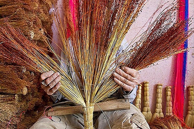 Iranian Souvenirs Kolushi Broom | What to buy in Gilan Iran