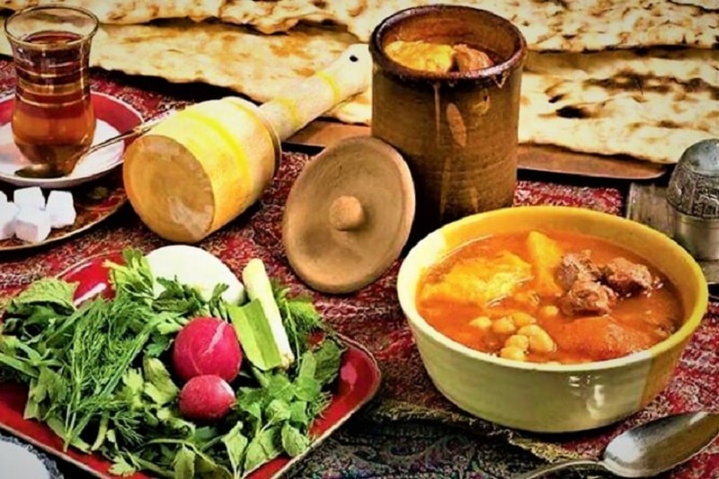 Iranian Foods Pepper Broth | What to eat in Malayer