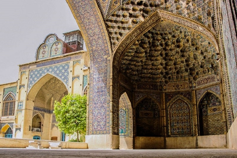 مسجد مشیر شیراز | جاهای دیدنی شیراز