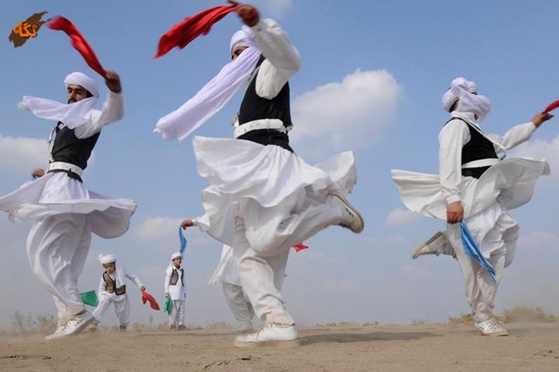 Persian Customs in Baluchistan Iran | Dochaap Dance