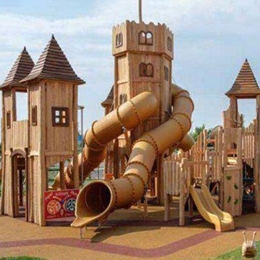 پارک‌های جنگلی، شهر بازی و مراکز تفریحی میبد